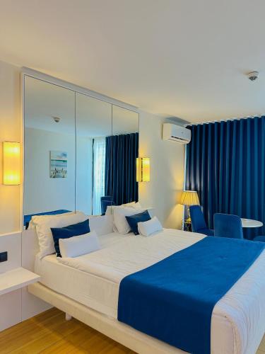 Seaside vip Hotel