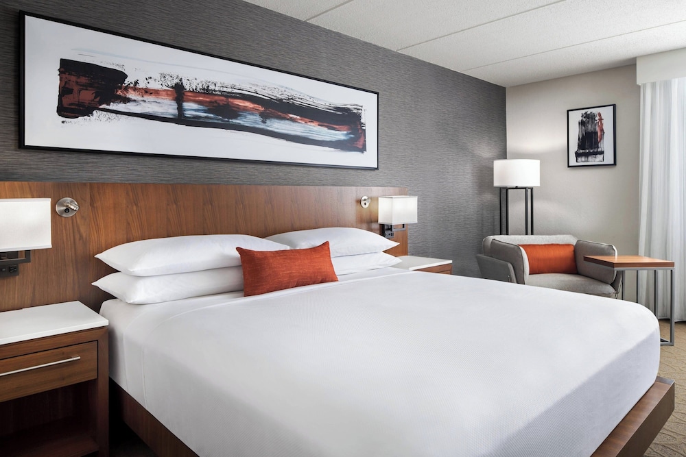 Delta Hotels by Marriott Green Bay - photo 17