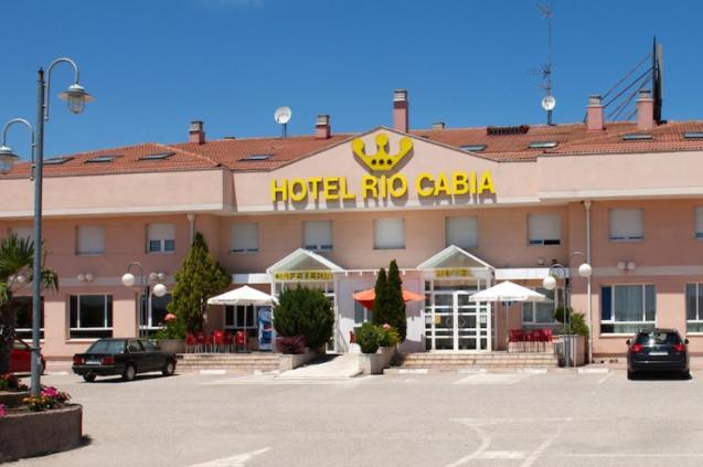 Hotel Río Cabia — Cayuela — photo 2