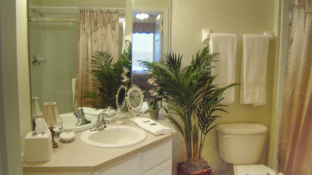 Luxurious 3 Bedroom 2 Bath Condo In Windsor Hills Resort Kissimmee - photo 12