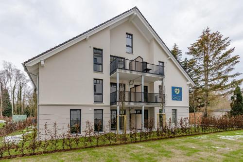 Villa Camenia — 4-Star Luxury Hotel in Ostseebad Kuehlungsborn, Germany