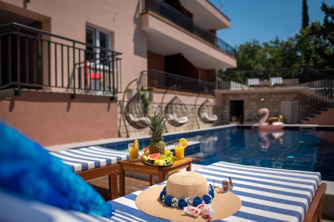 Villa Providenca — 4-Star Luxury Hotel in Srebreno, Croatia
