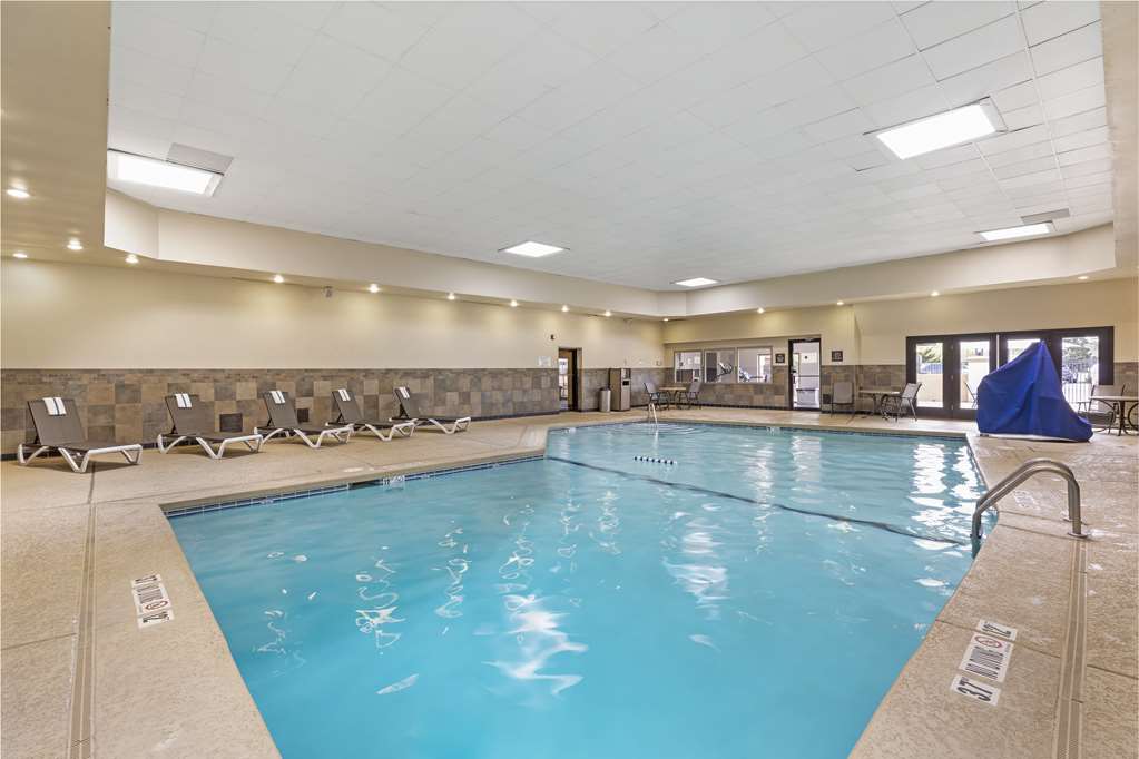 Best Western Plus The Charles Hotel - photo 6