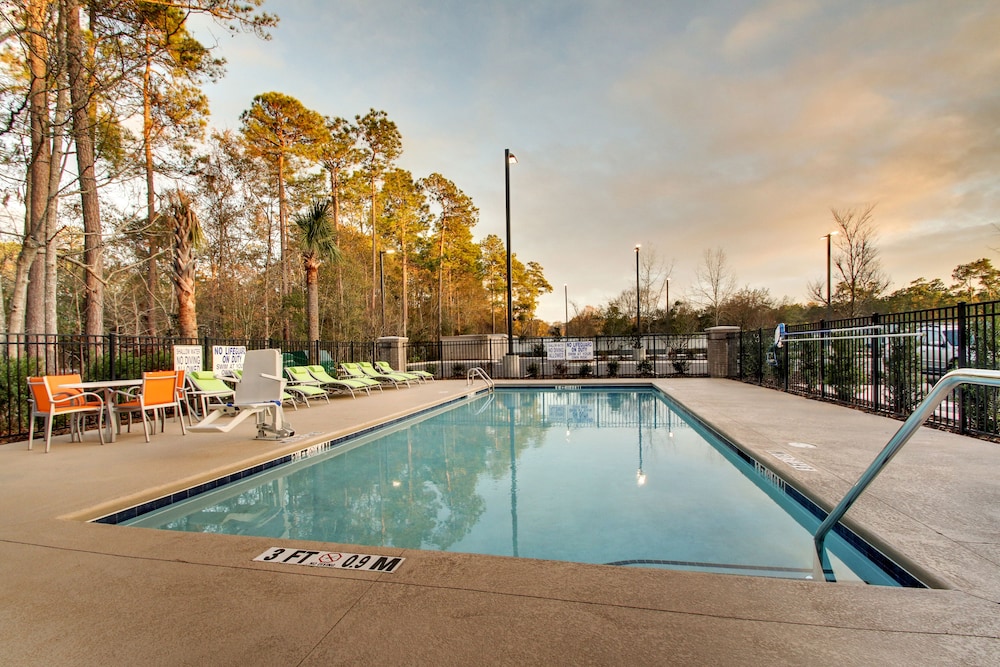 Holiday Inn Express & Suites Summerville by IHG - photo 31