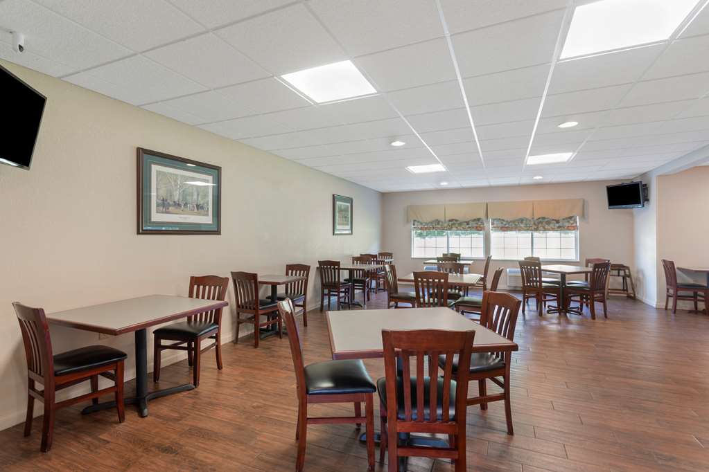 Best Western Lawrenceburg Inn - photo 31