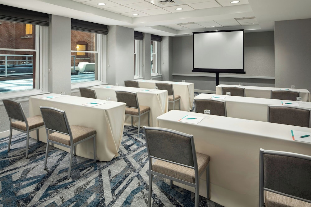 Courtyard by Marriott Philadelphia Downtown - photo 64