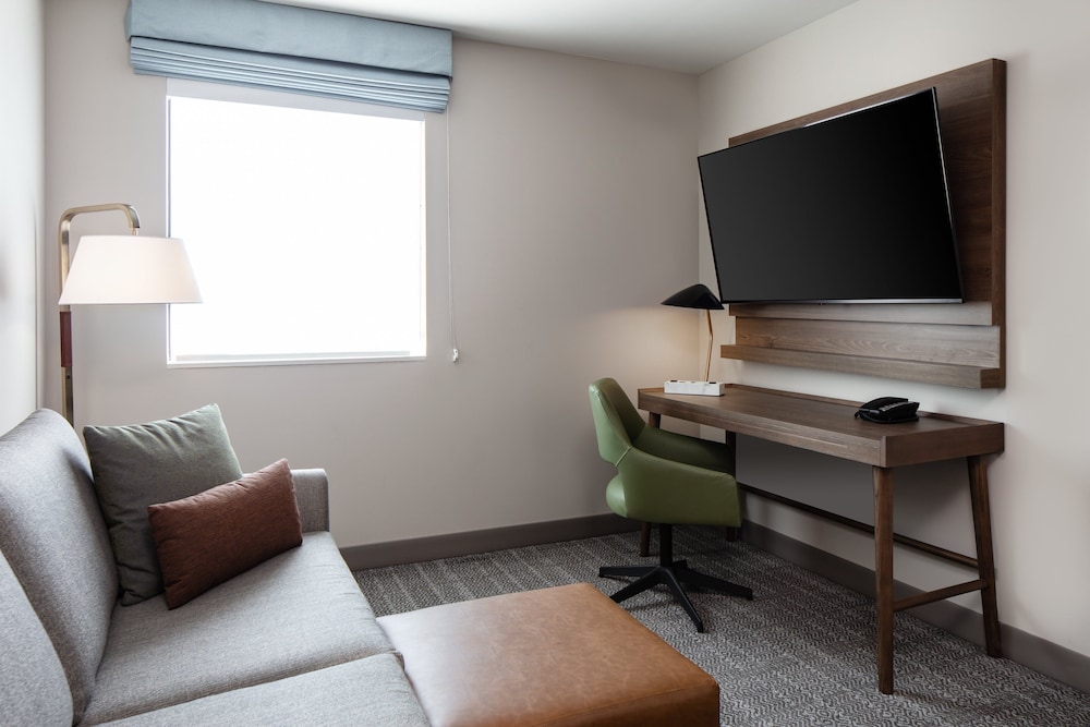 Staybridge Suites Iowa City Coralville by IHG - photo 21