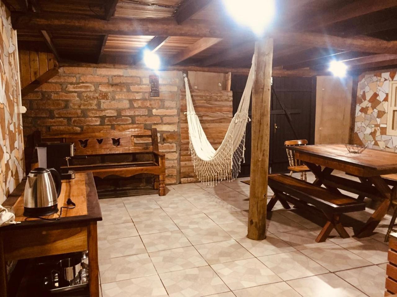 Casa Dos Ingleses Nos Canyons — 4-Star Luxury Hotel in Praia Grande, Brasil