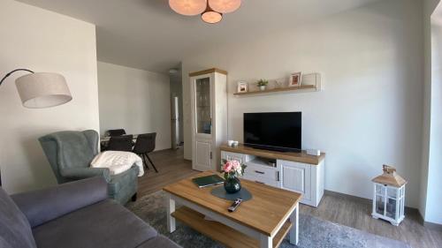 App1 SD11 Hindenburg — 4-Star Luxury Hotel in Friedrichskoog, Germany