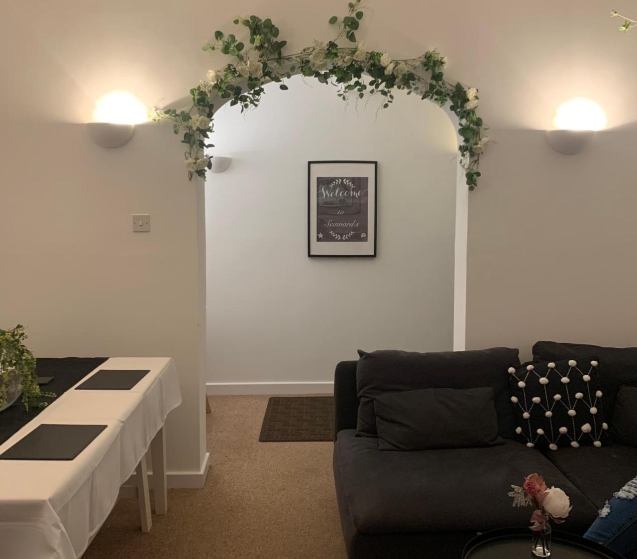 Seawards 2 Bedroomed Seafront Filey
