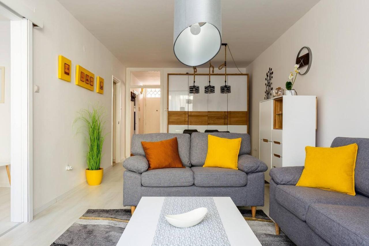 Flat White Apartment — 4-Star Luxury Hotel in Budapest, Hungary