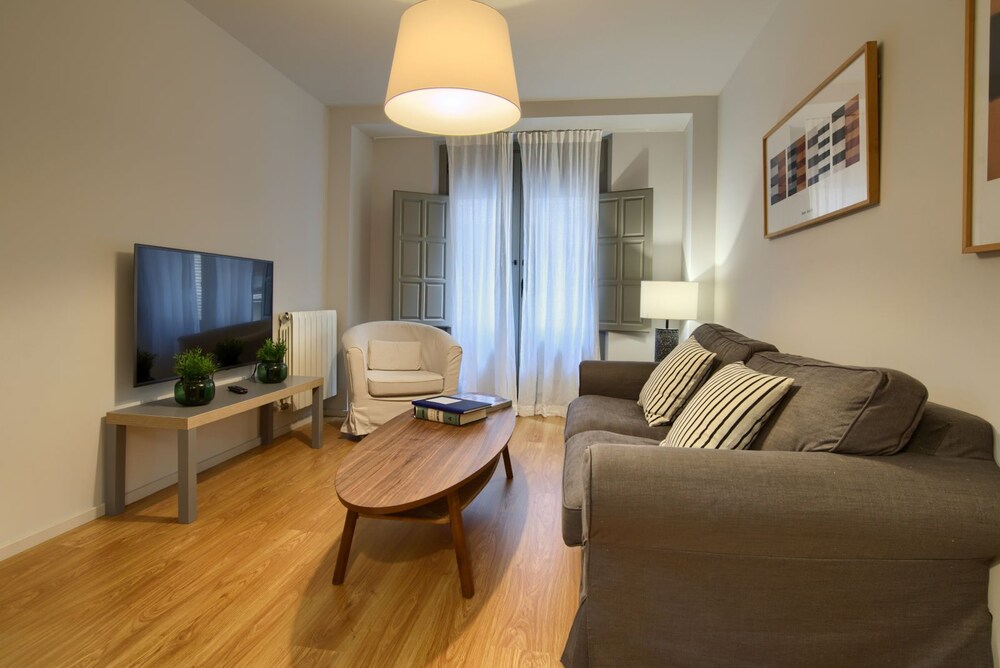 La Casa Gris — 4-Star Luxury Hotel in Tudela, Spain