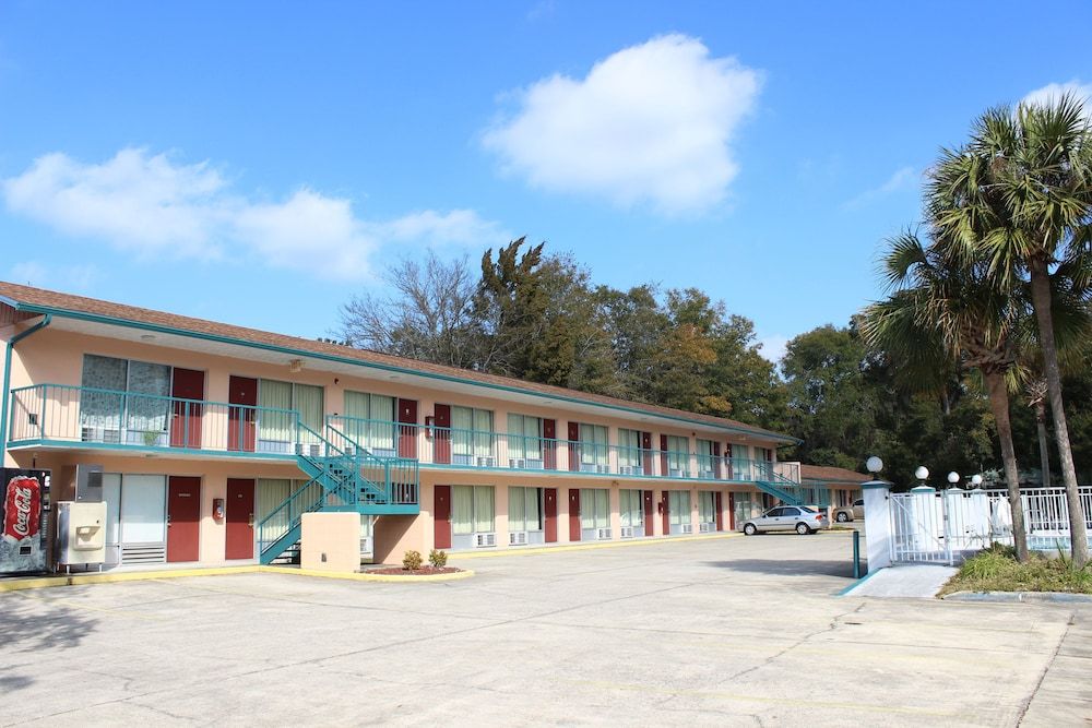 Travelers Inn — Gainesville