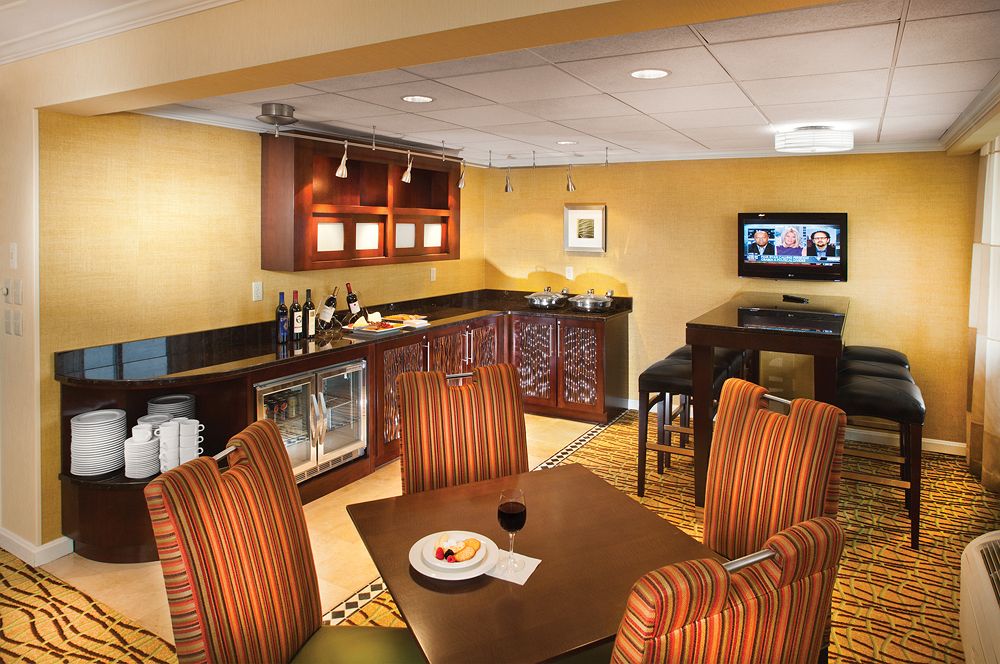 Hotel Fort Wayne - photo 5