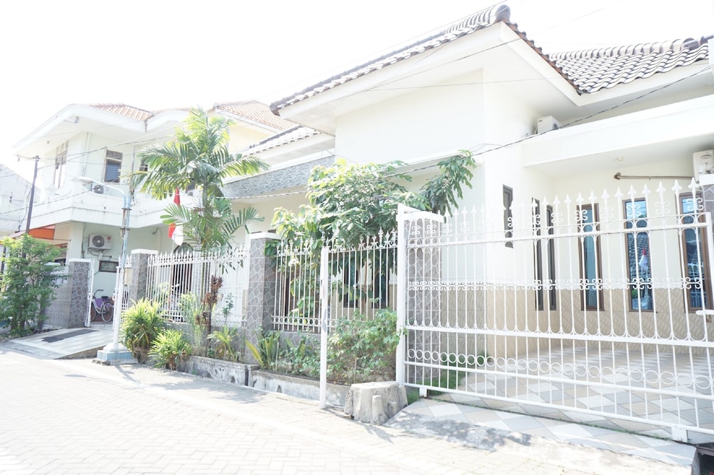 Hotel O Bidara Guest House Syariah — hotel in Pandaan