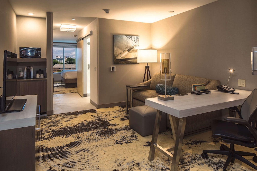 Hilton Garden Inn Pittsburgh Airport - photo 9