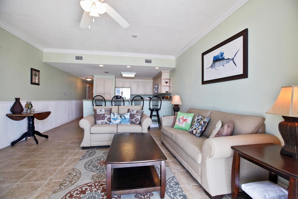 Boardwalk Beach Resort by Panhandle Getaways - photo 35