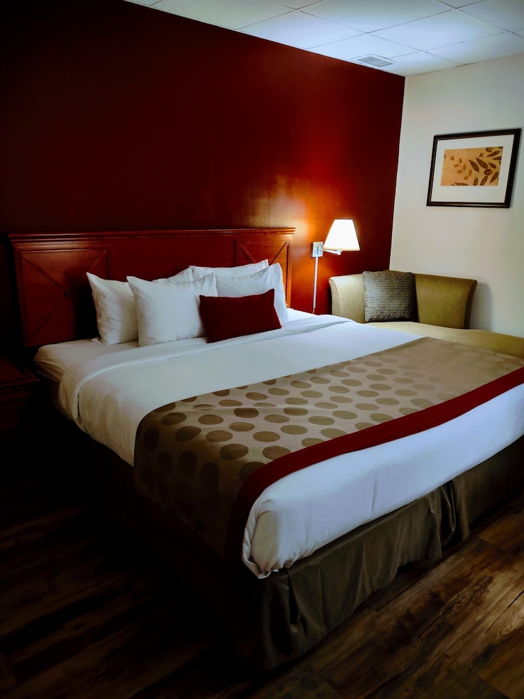 Ramada by Wyndham Albert Lea - photo 46
