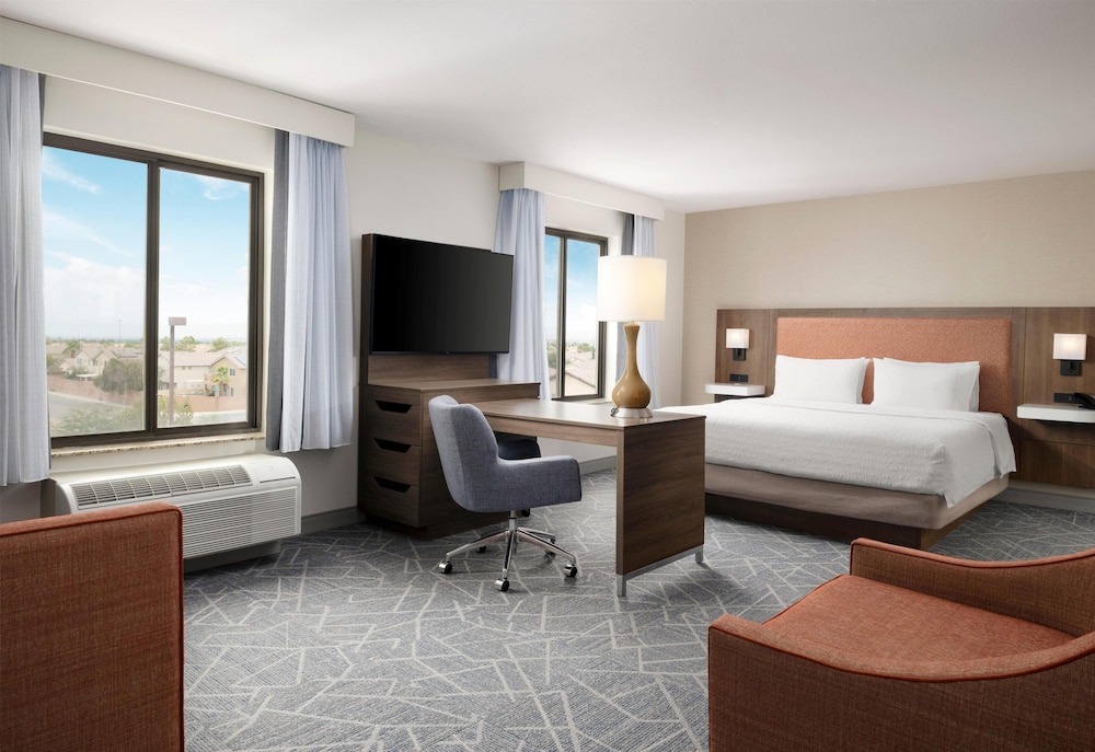 Hampton Inn & Suites Las Vegas Red Rock Summerlin - photo 10