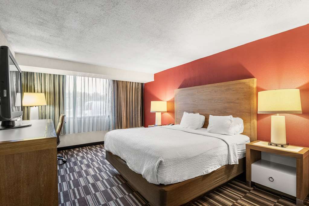 Red Lion Hotel Charlotte - photo 25