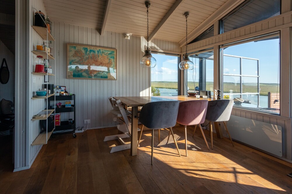 Paradise Cabin