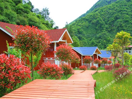 Q Balang Mountain Holiday Hotel in Weizhou, People's Republic of China