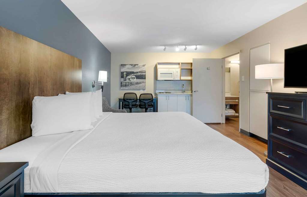 Extended Stay America Suites San Francisco San Mateo SFO - photo 25