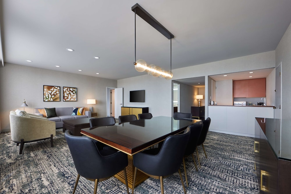 Hotel Fera Anaheim a DoubleTree by Hilton - photo 19