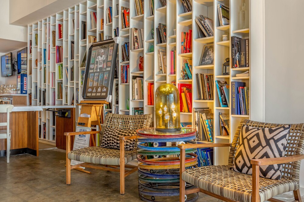 The Luce St. Pete Beach a Tribute Portfolio Hotel - photo 3