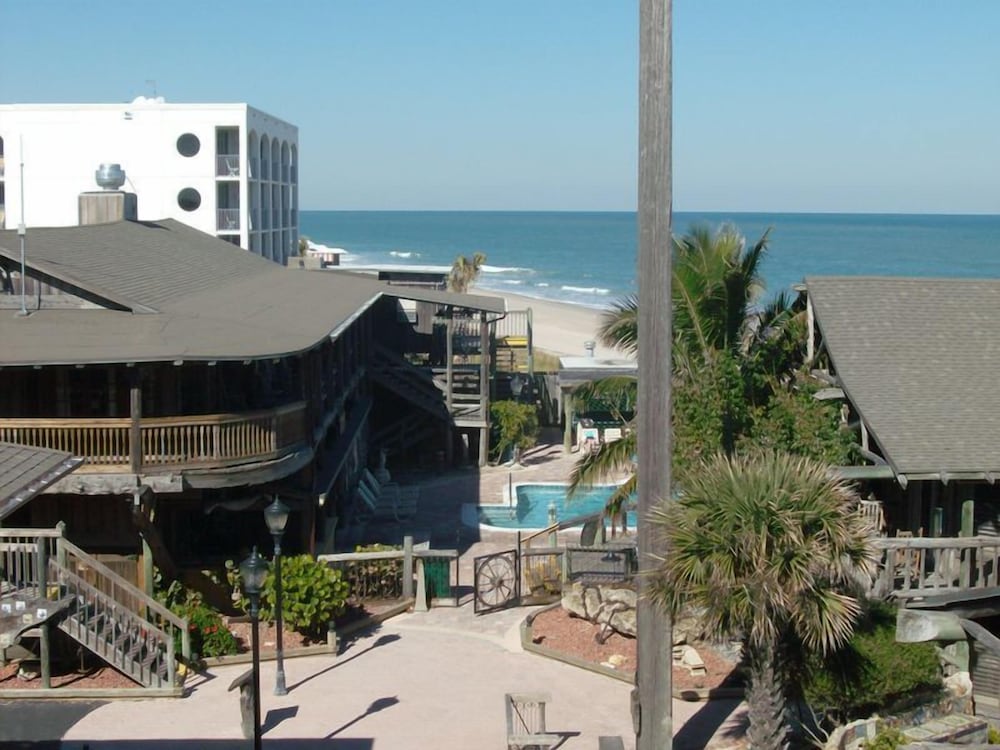 The Driftwood Resort - photo 24