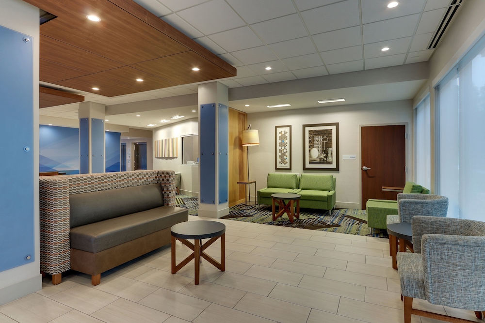 Holiday Inn Express & Suites Saugerties Hudson Valley by IHG - photo 64