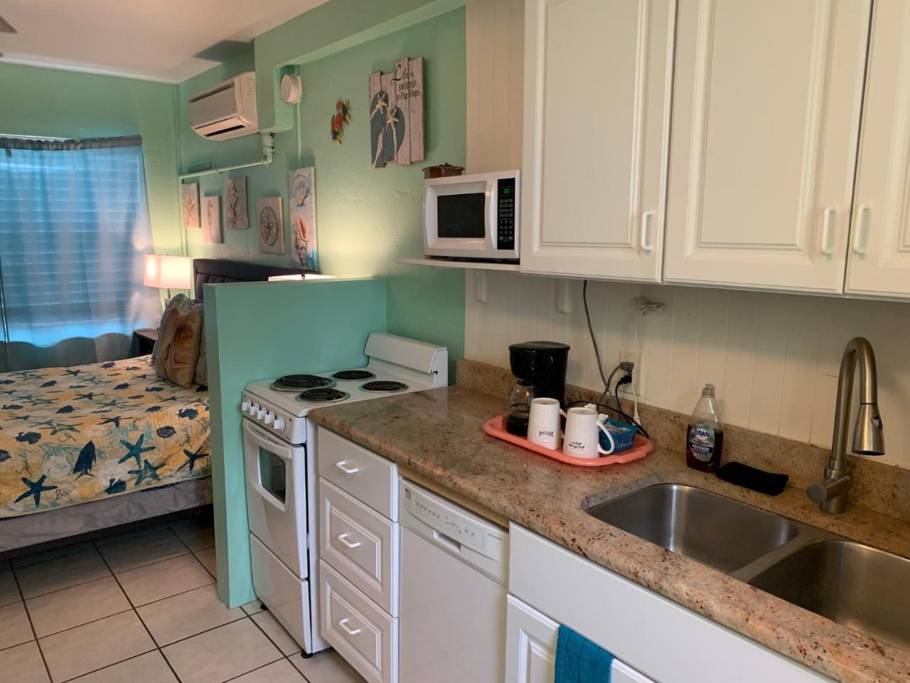 Michaels Surfside Cabanas - photo 19