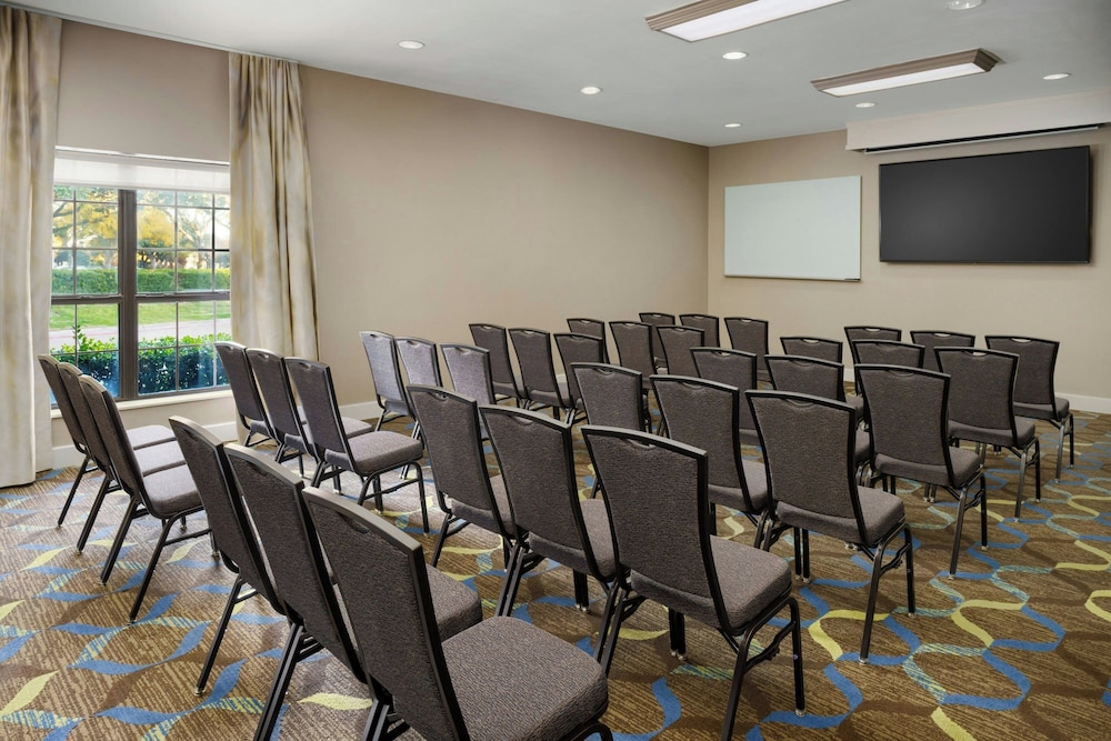 Residence Inn by Marriott Addison - photo 22