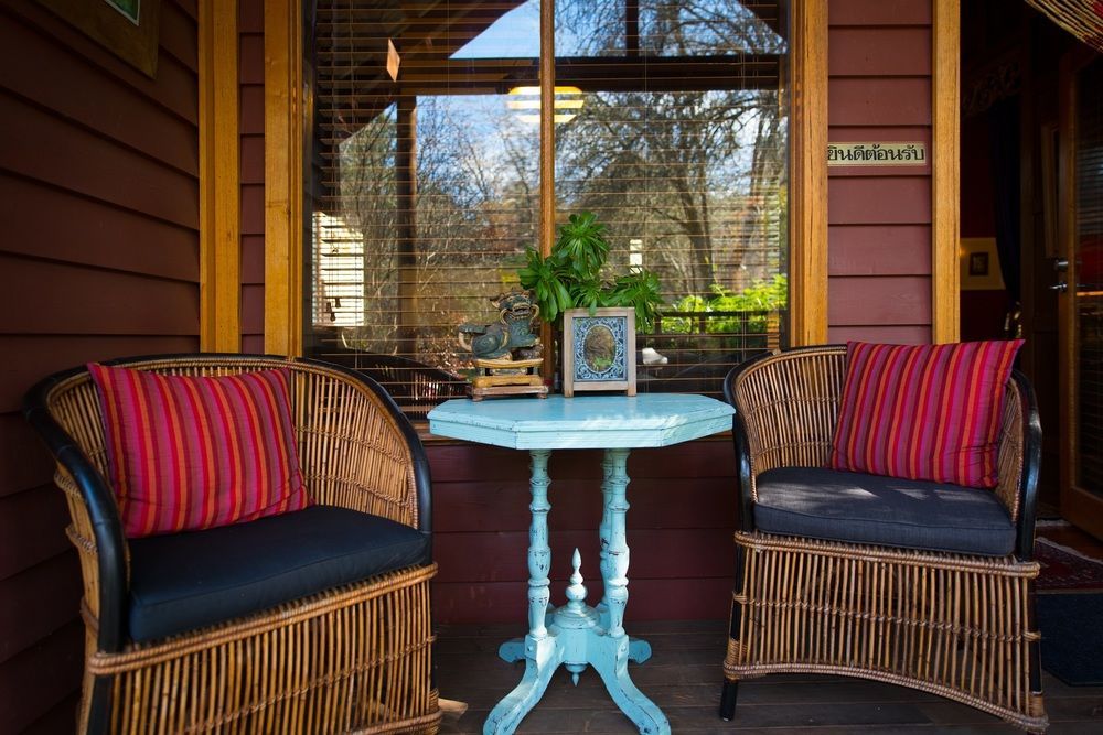 Thai Orchid - carbon neutral hotel in Daylesford