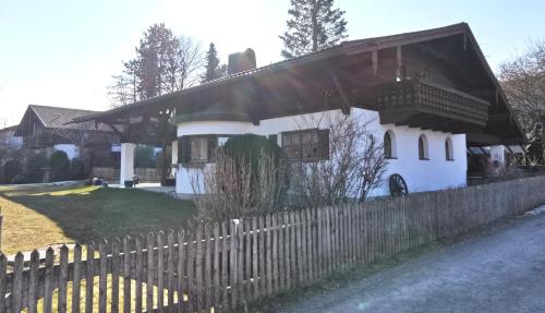 Ferienhaus Luise — hotel in Samerberg