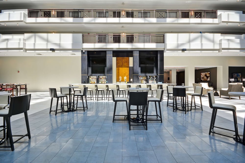 Embassy Suites Hotel Charlotte - photo 44