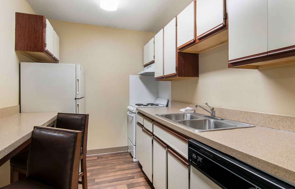 Extended Stay America St Louis Earth City - photo 35