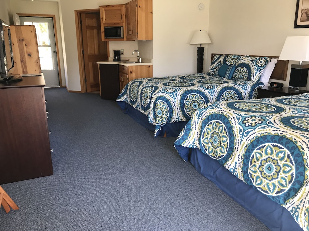 The Harbor Light Inn - photo 26