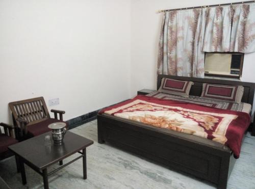 Sj Residency - carbon neutral hotel in Dehra Dun