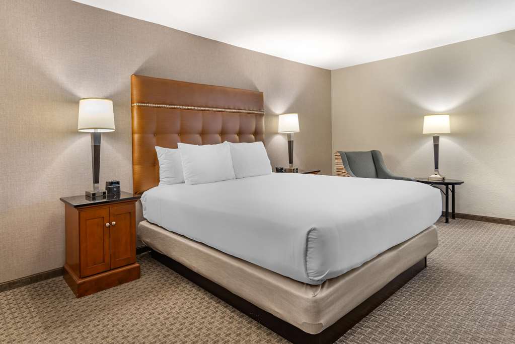 Drury Inn & Suites Atlanta Airport - photo 22