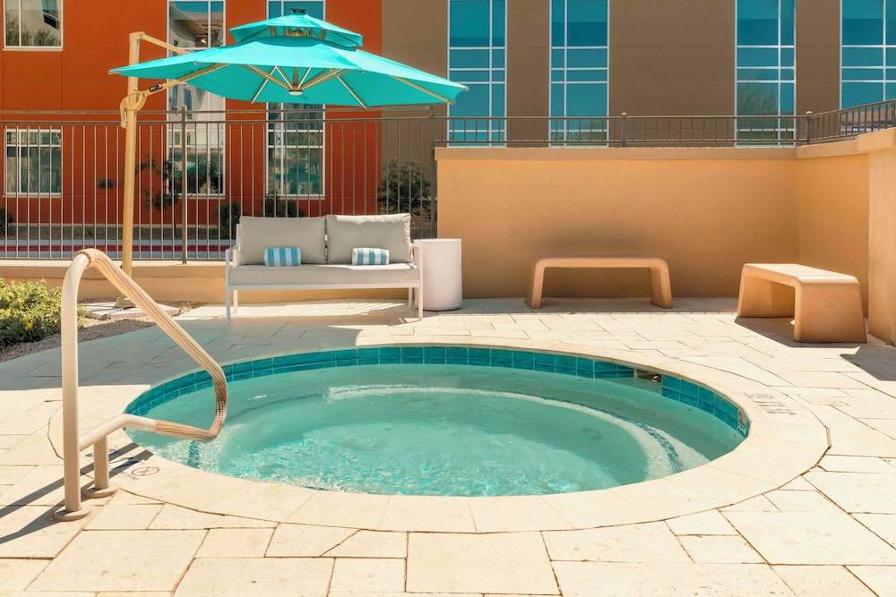 DoubleTree by Hilton Phoenix Gilbert - photo 35