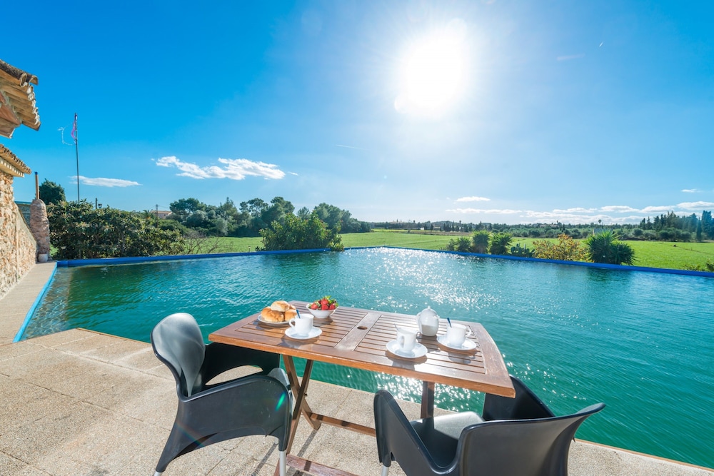 Esclafit in Muro, Spain