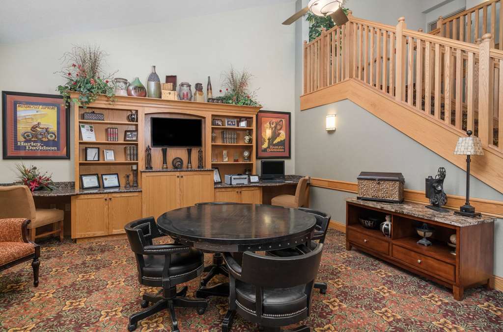 AmericInn by Wyndham Anamosa - photo 3