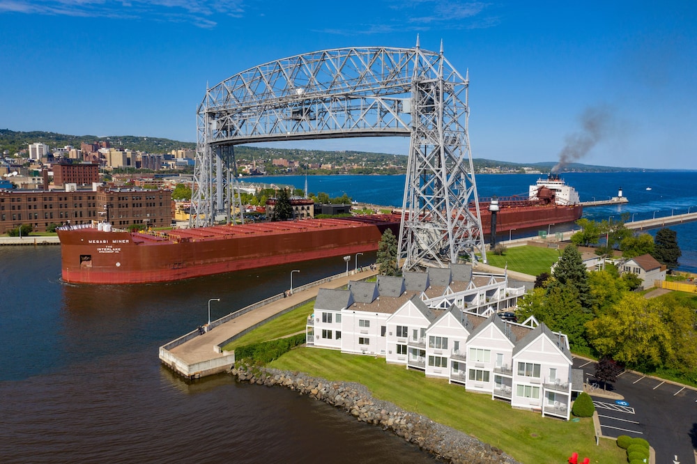 South Pier Inn in Duluth, United States