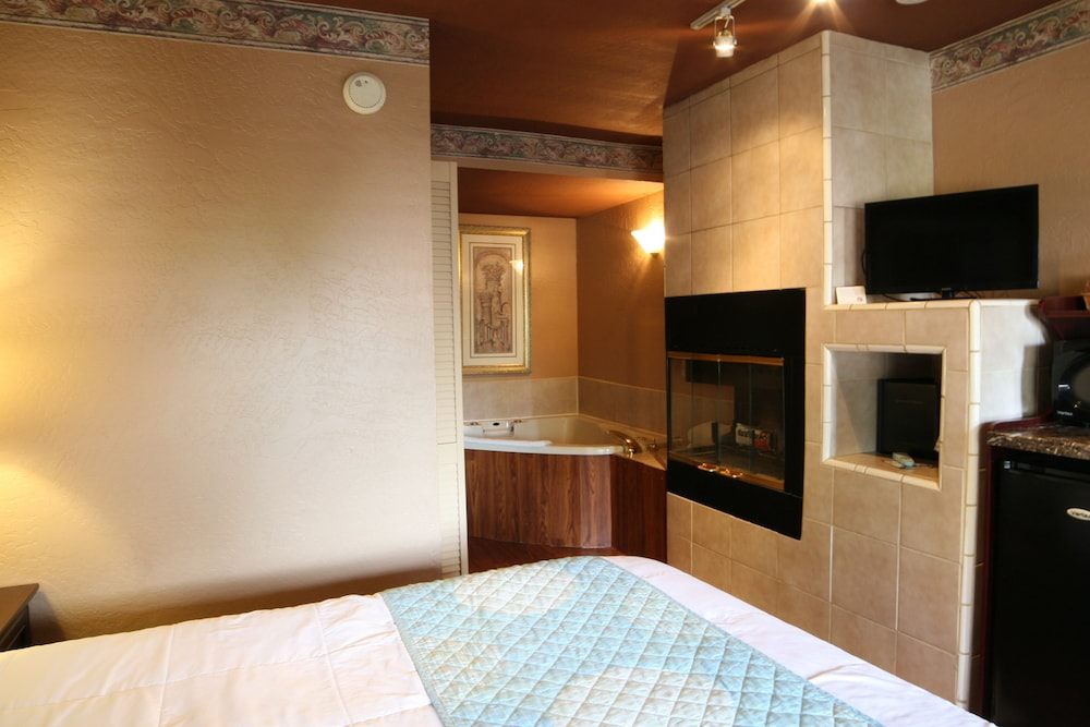 Oak Creek Terrace Resort - photo 5