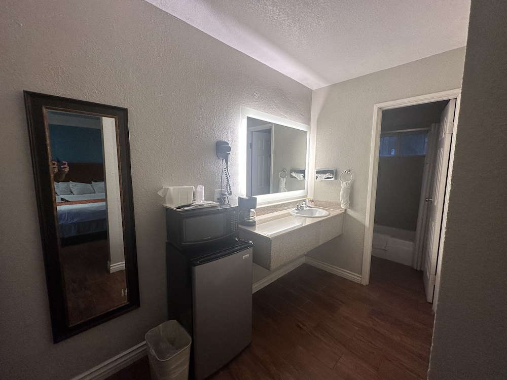 Casa Blanca Hotel and Suites Orange - photo 48