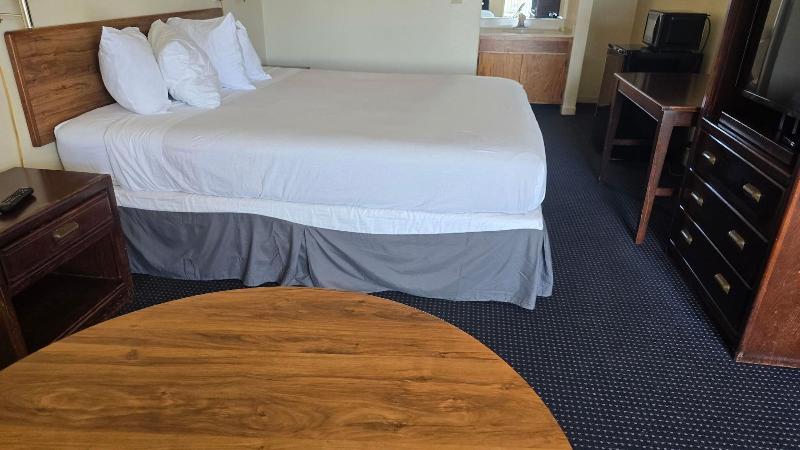 Terrace Inn and Suites - photo 13