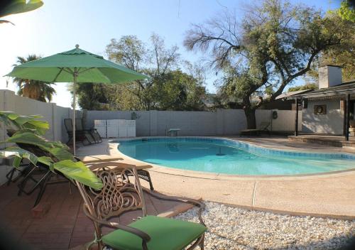 Tempe Escape with Heated Pool Billiards & Firepit Fun — 4-Star Luxury Hotel in Tempe, United States