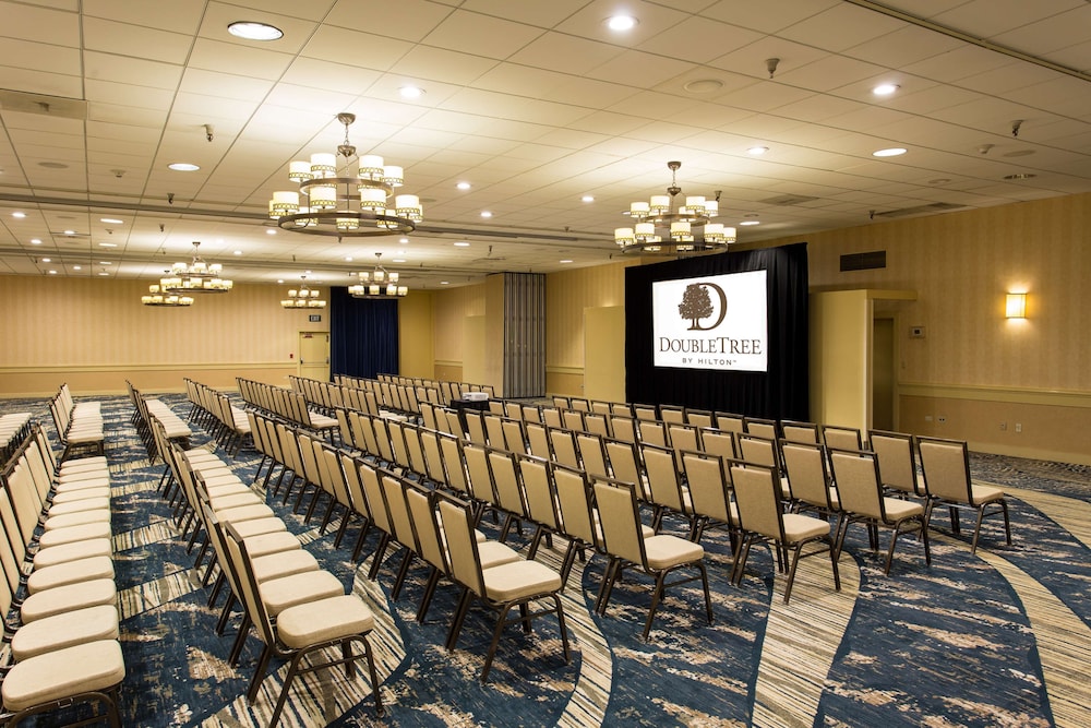 DoubleTree by Hilton Hotel Berkeley Marina - photo 75