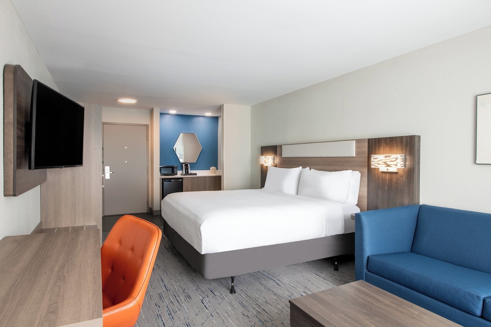 Holiday Inn Express & Suites Wilson I 95 By IHG - photo 23